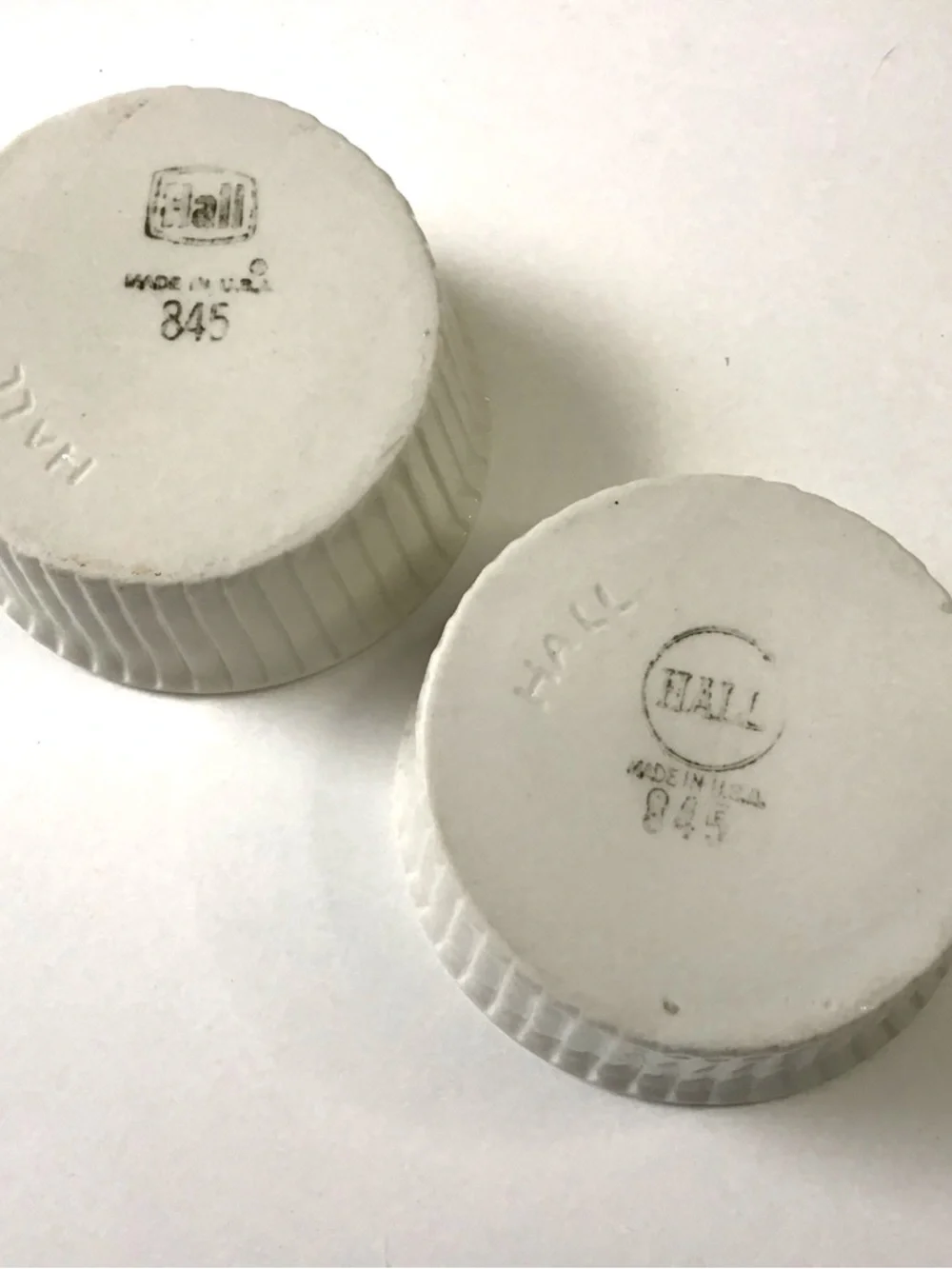 2 Vintage Hall Ramekin Custard Cups 845 Ribbed Creamy White Restaurant Ware